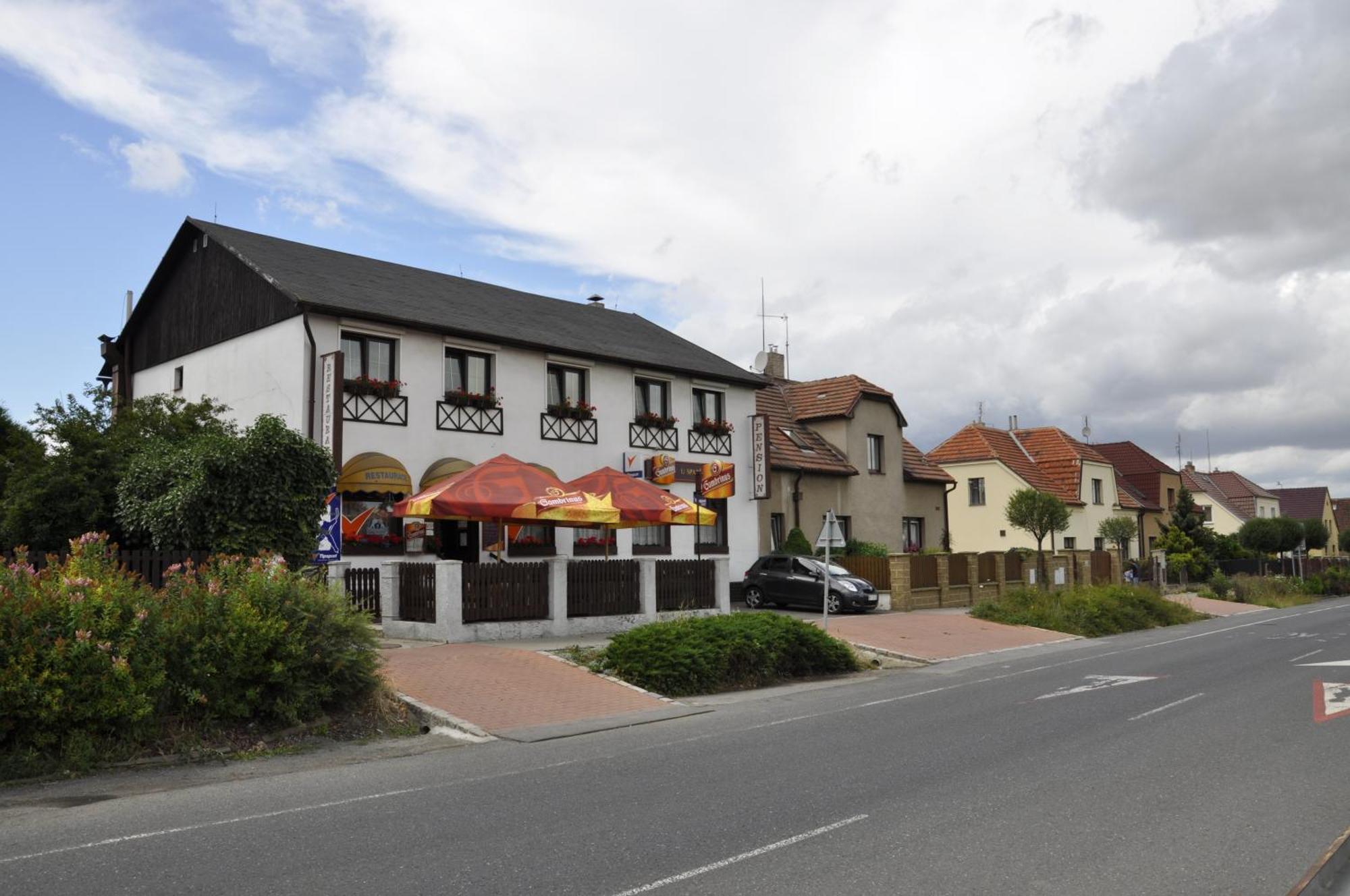 Pension Sparta Praha Bagian luar foto
